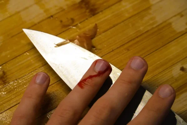 Why Bloodborne Pathogen Awareness Matters for Food Handlers